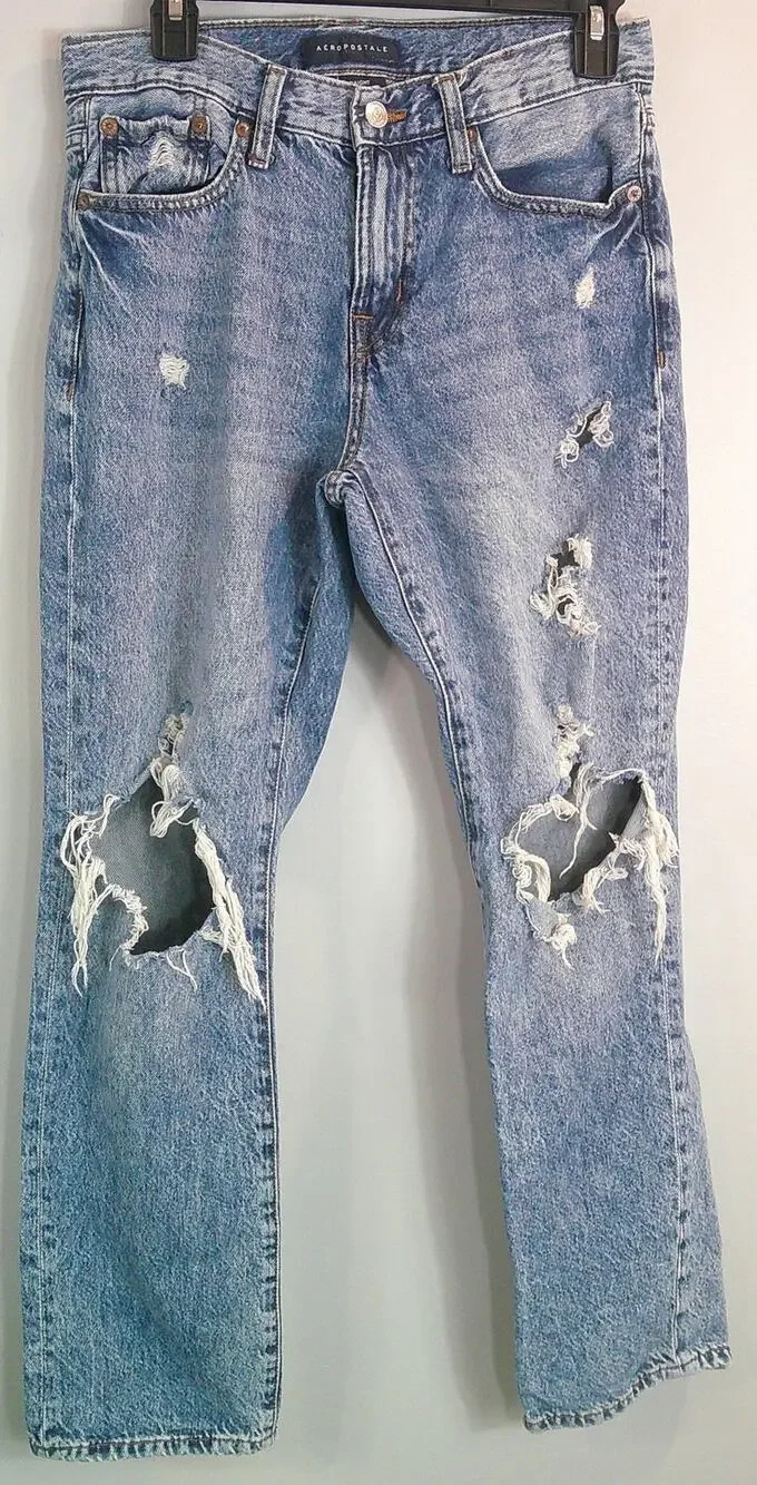 Aeropostale Men's Trendy Straight Distressed Jeans 29x30